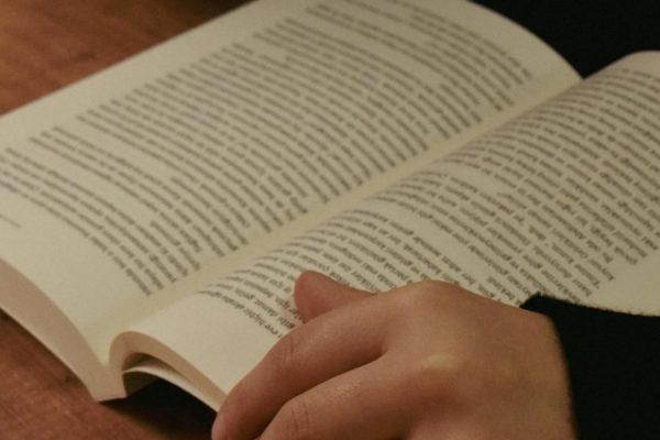 This article helps readers who are tired of heavy, tear-jerking fiction find genuinely funny books that actually make them laugh. It reviews why humor is surgin...