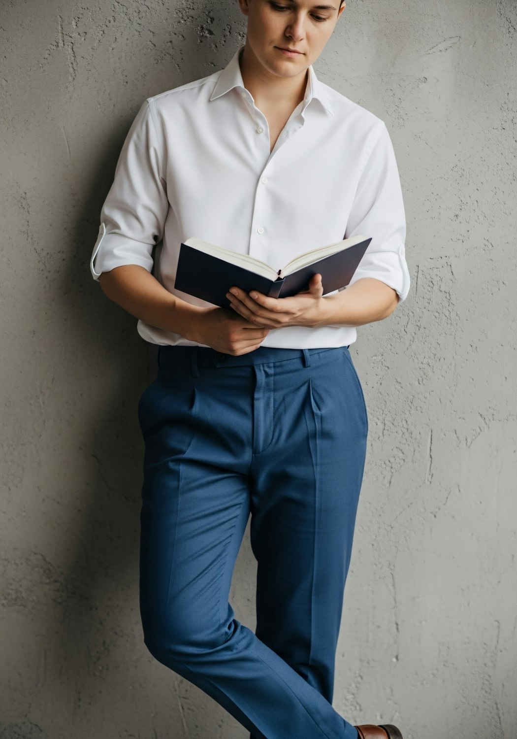 Careful consideration of sample pages, blurbs, and author interviews helps readers match their humor style to an author's unique voice.